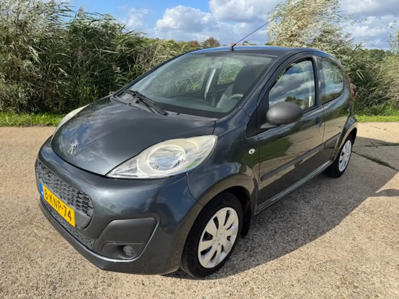 Peugeot 107 Peugeot 107 1.0 5-DRS/Airco/2023/NAP/ 145.385 Km/Nette staat! — photo 1 of 22