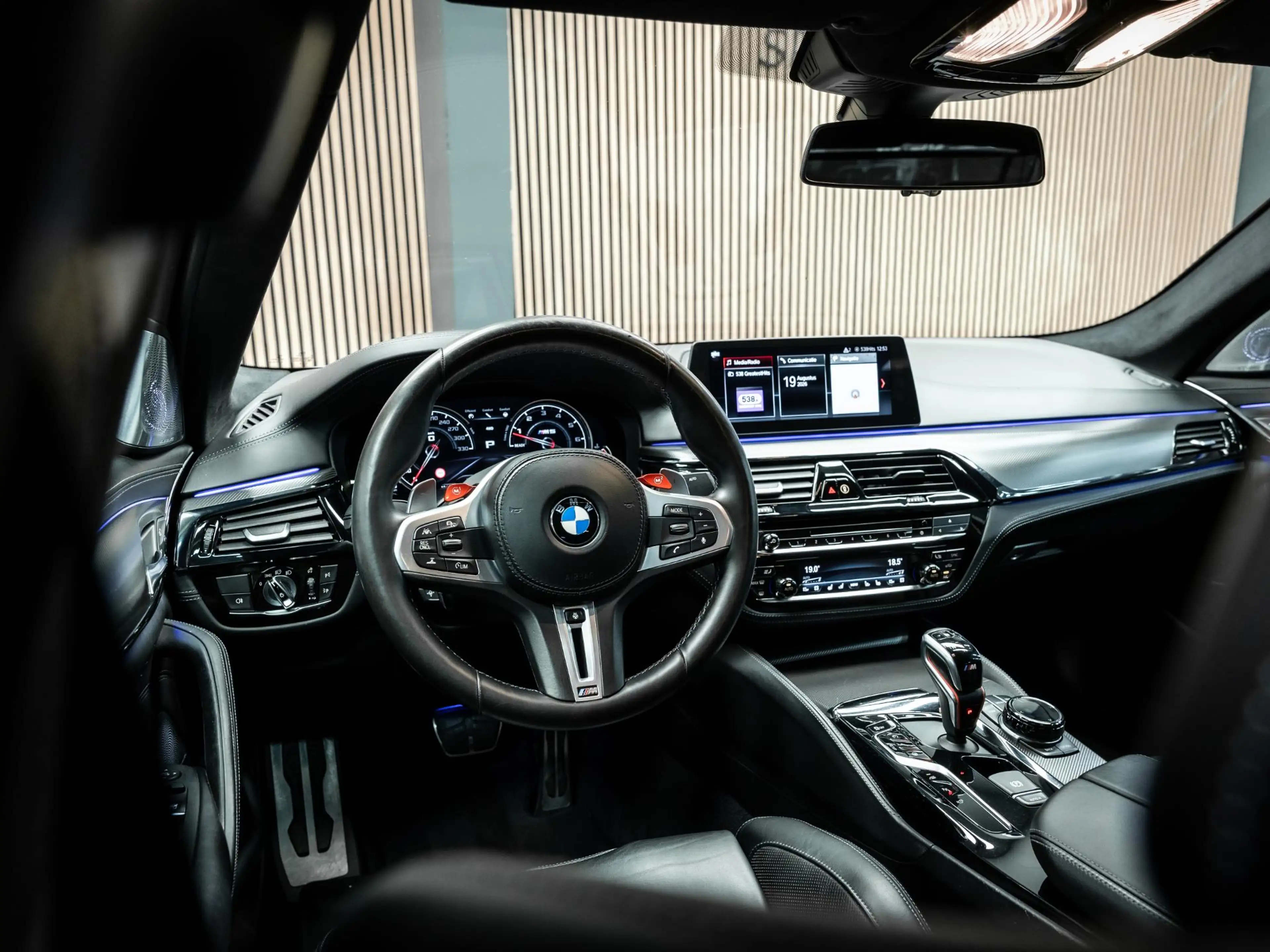 BMW M5 5-serie Vol uitgevoerde NL geleverde M5 frozen gre — photo 17