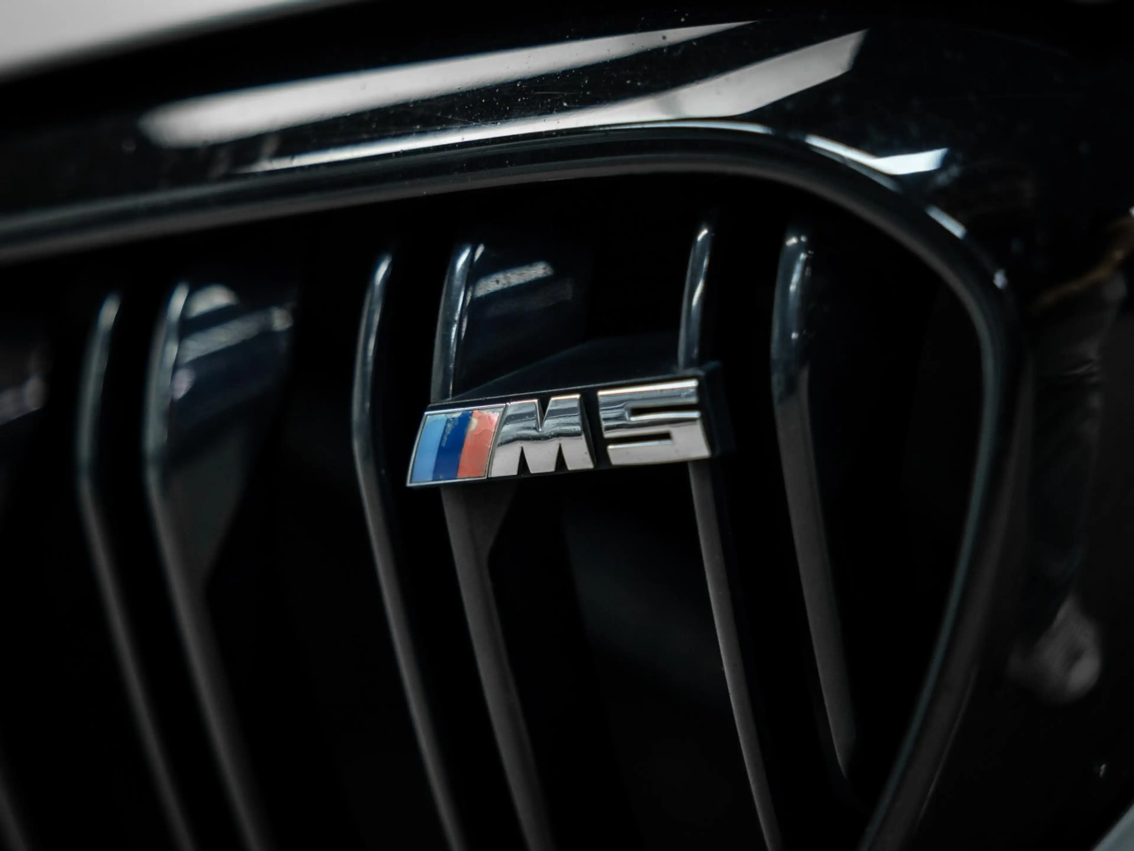 BMW M5 5-serie Vol uitgevoerde NL geleverde M5 frozen gre — photo 50
