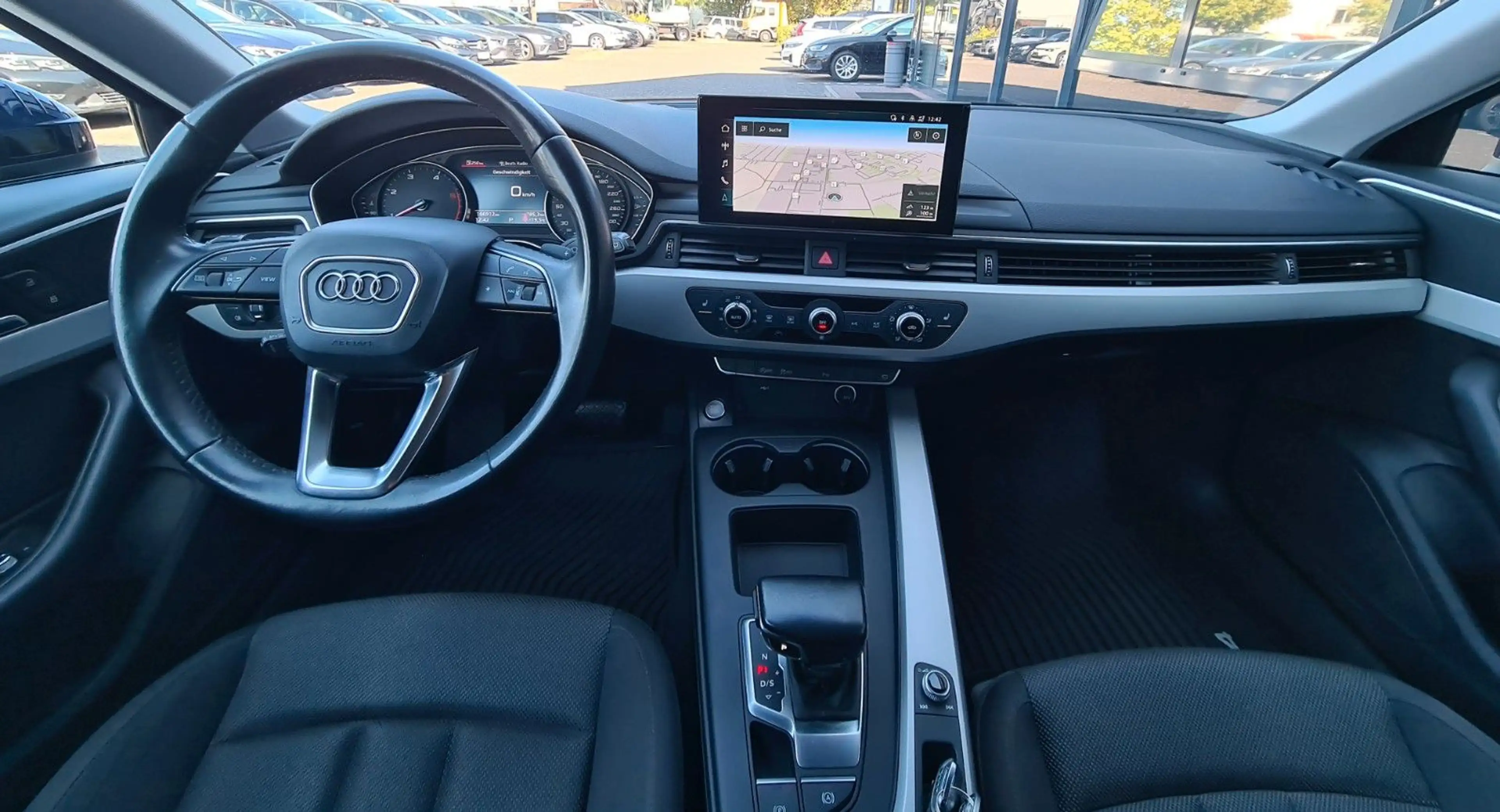 Audi A4 Avant 35 TDI AUT - ASSITS - AHK - CAM - — photo 11