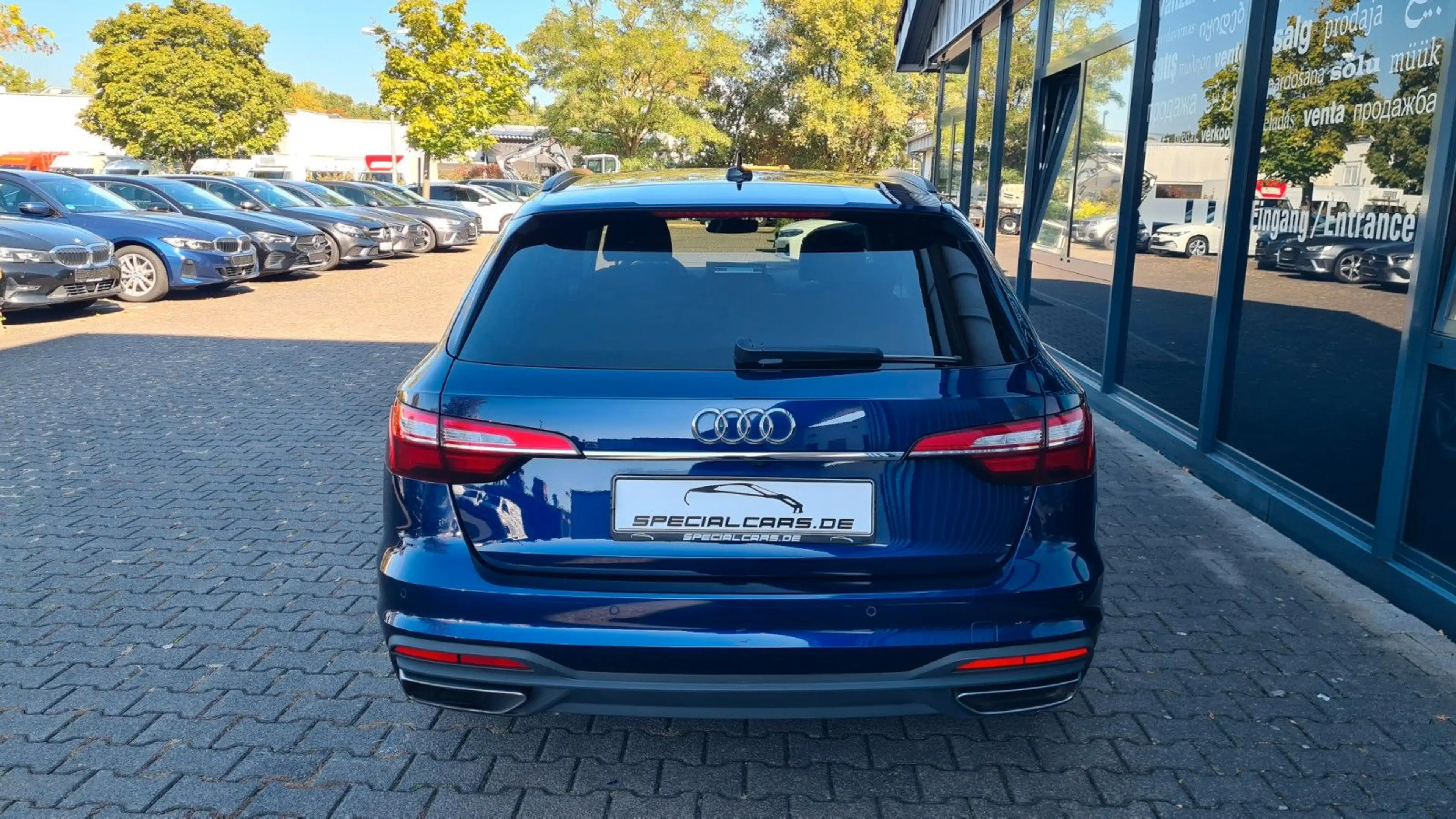 Audi A4 Avant 35 TDI AUT - ASSITS - AHK - CAM - — photo 6