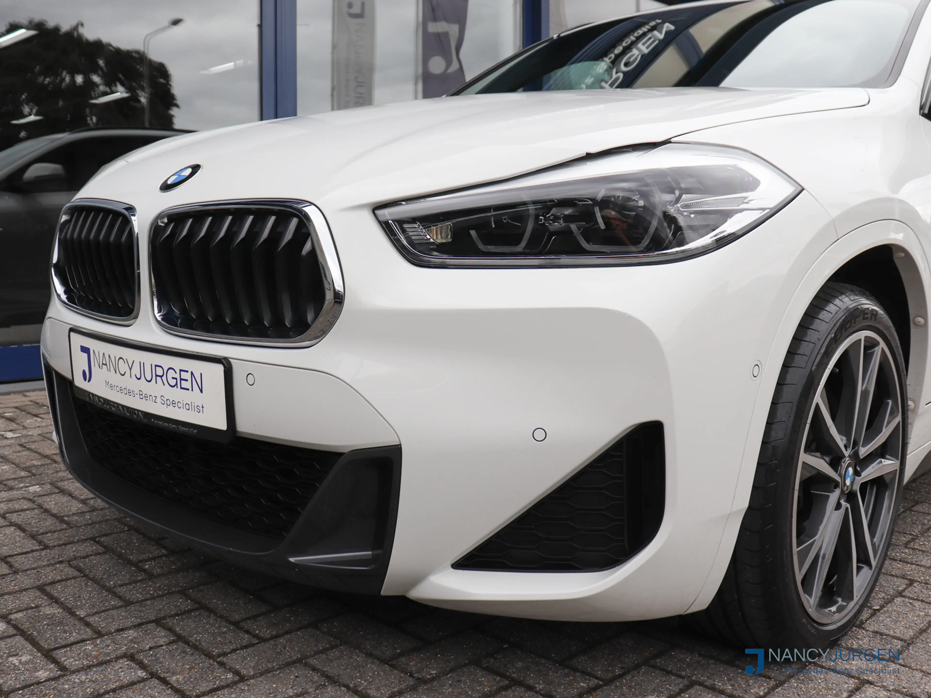 BMW X2 sDrive20i High Executive Edition | M-Pakket | Crui — photo 9