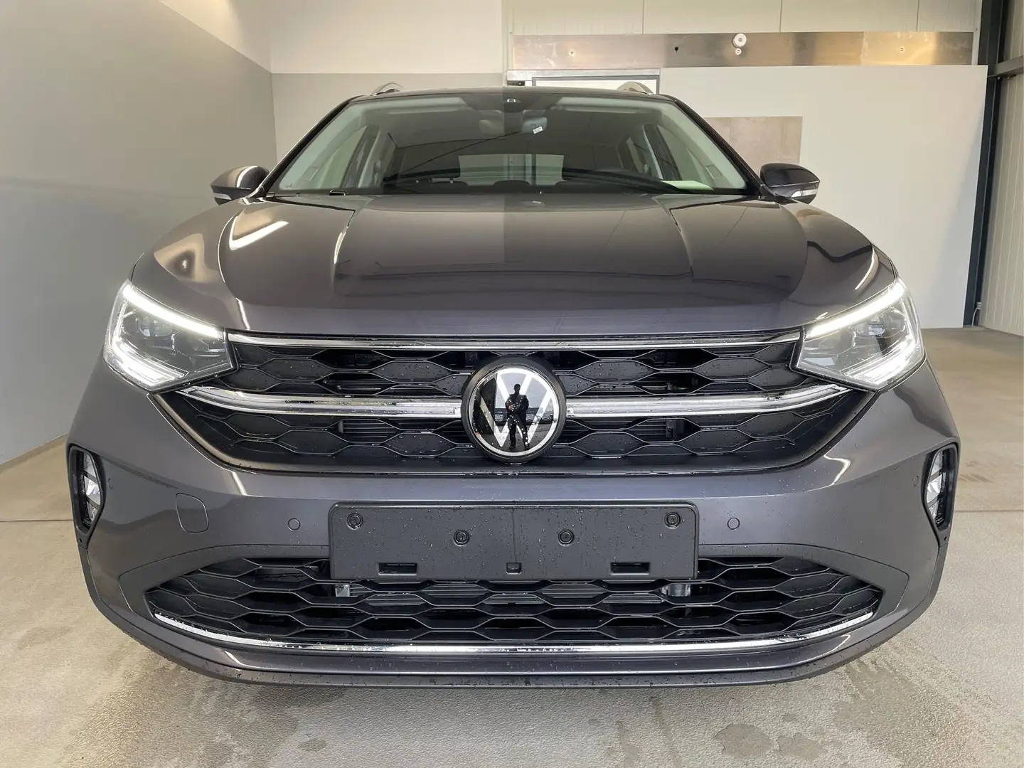 Volkswagen Taigo Style 115PS DSG AHK+Navi+Kamera 1.0 TSI DSG 85k... Grigio - 2