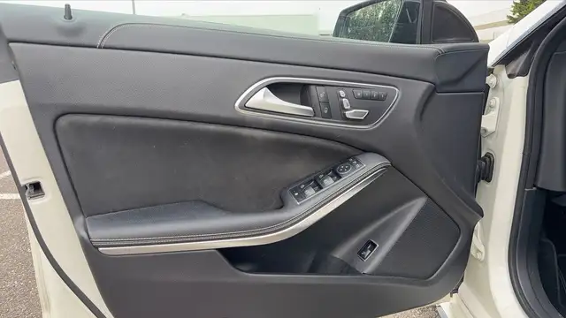 Mercedes-Benz Unknown Model view 7
