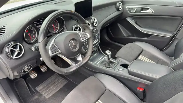 Mercedes-Benz Unknown Model view 8
