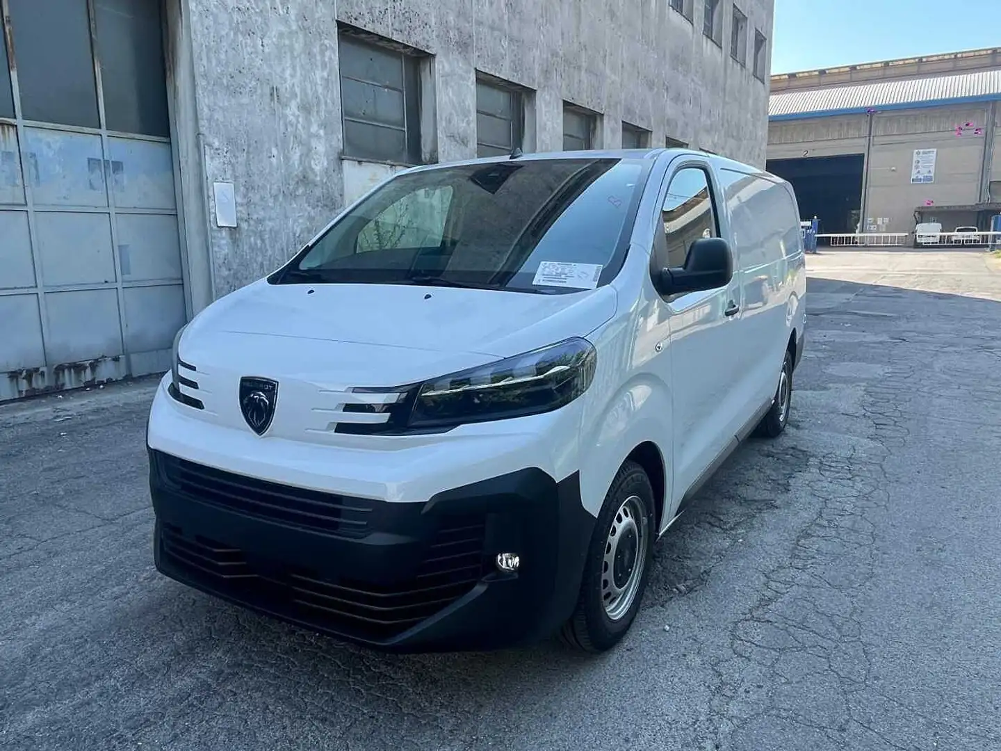 Peugeot Expert Long  cambio atuomatico eat8 2.0 BlueHDi 140 S&S Bianco - 1