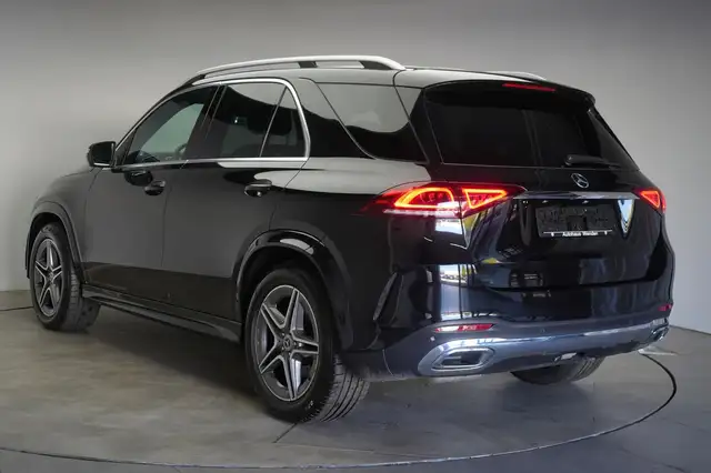 Mercedes-Benz Gle view 4