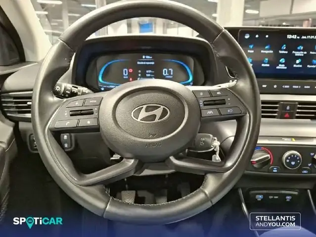 Hyundai i20 view 15