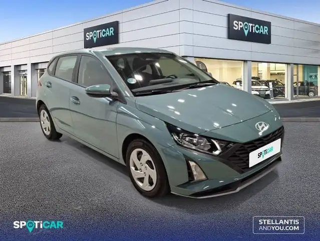 Hyundai i20 view 3
