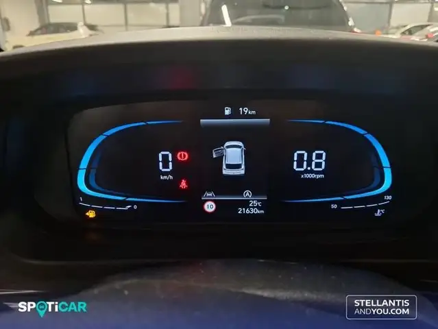 Hyundai i20 view 12