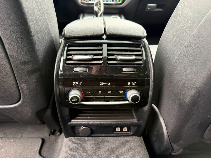 BMW 520 d — photo 12