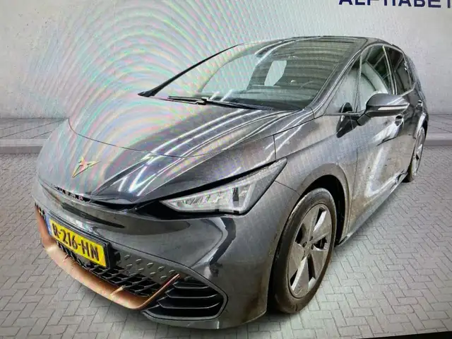 CUPRA Born BWJ 2022 62 KWh Business Plus 204 PK NEIUWE BINNEN
