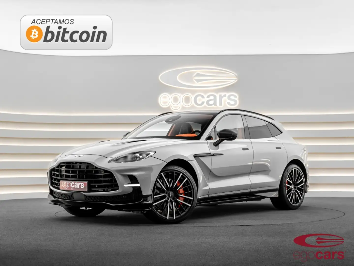 Aston Martin DBX 707 Gris - 1