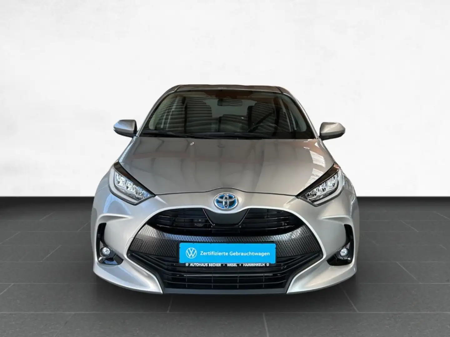 Toyota Yaris 1.5 Hybrid Team Deutschland /Navi/LED Silber - 2