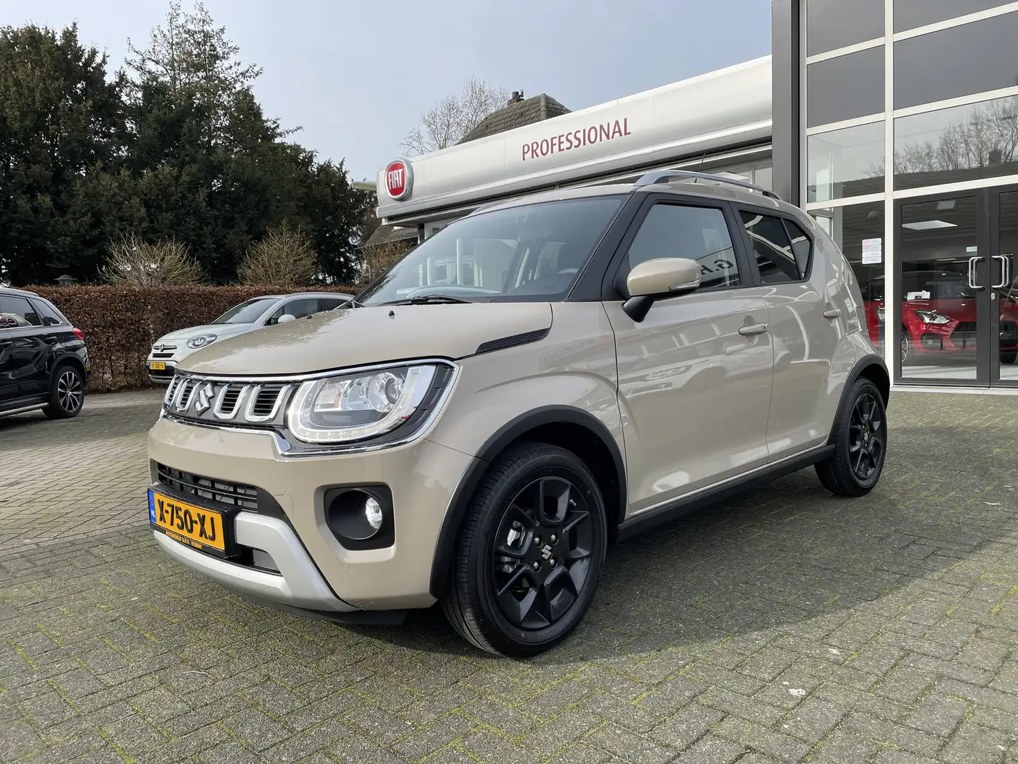 Suzuki Ignis 1.2 Smart Hybrid 83pk Style Beige - 2