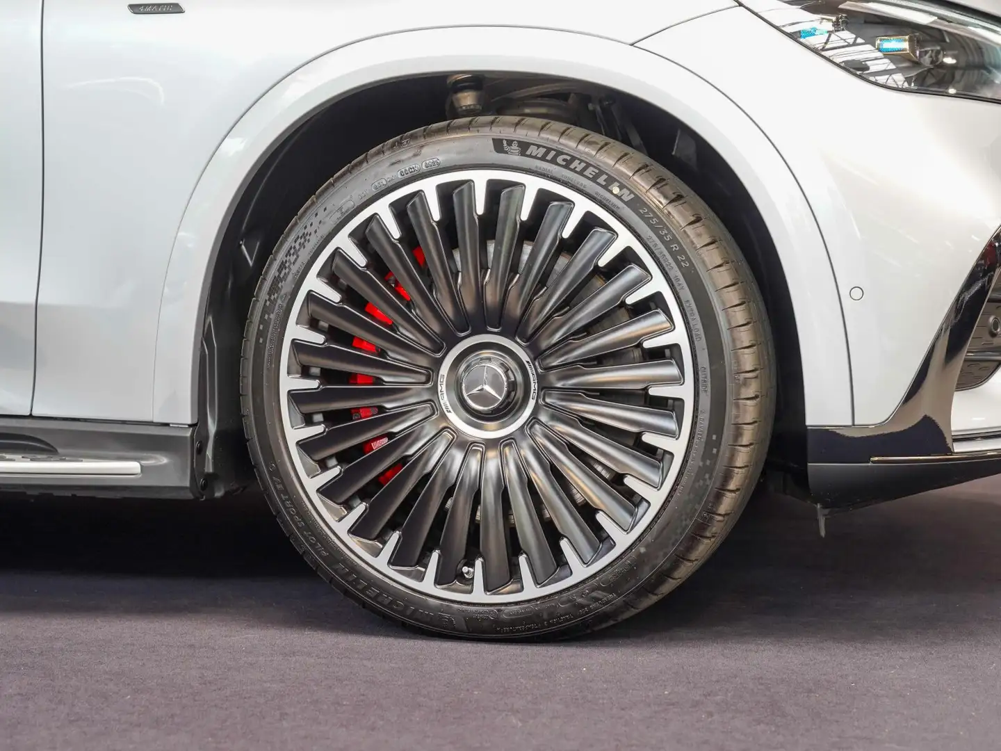 Mercedes-Benz EQE SUV EQE SUV 43 AMG 4M Night Vielspeiche HYPER Carbon Срібний - 2