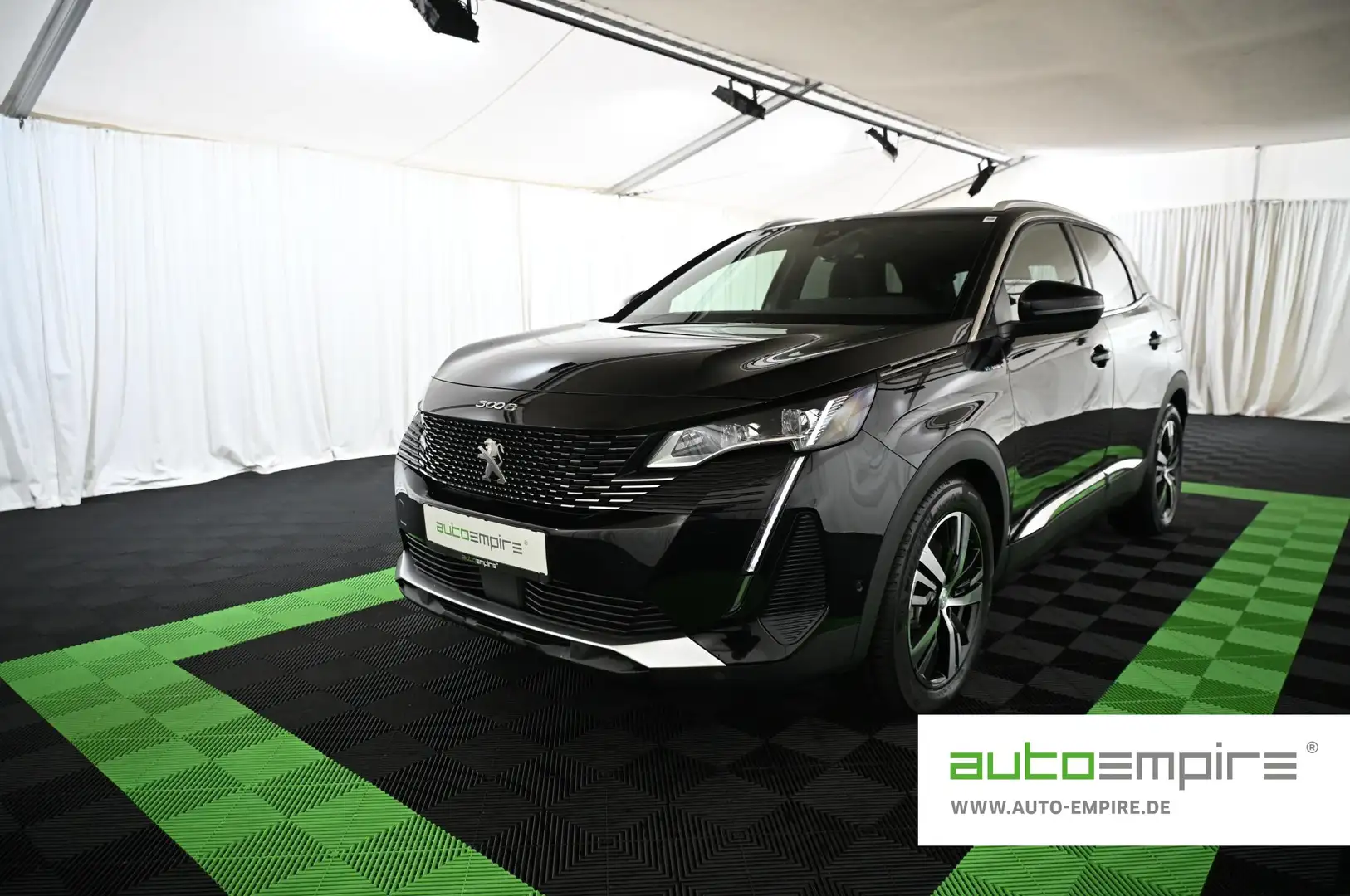Peugeot 3008 1.6 300 PHEV-4 e-EAT8 GT LED/NAV/PANO/ALARM/18 Schwarz - 1