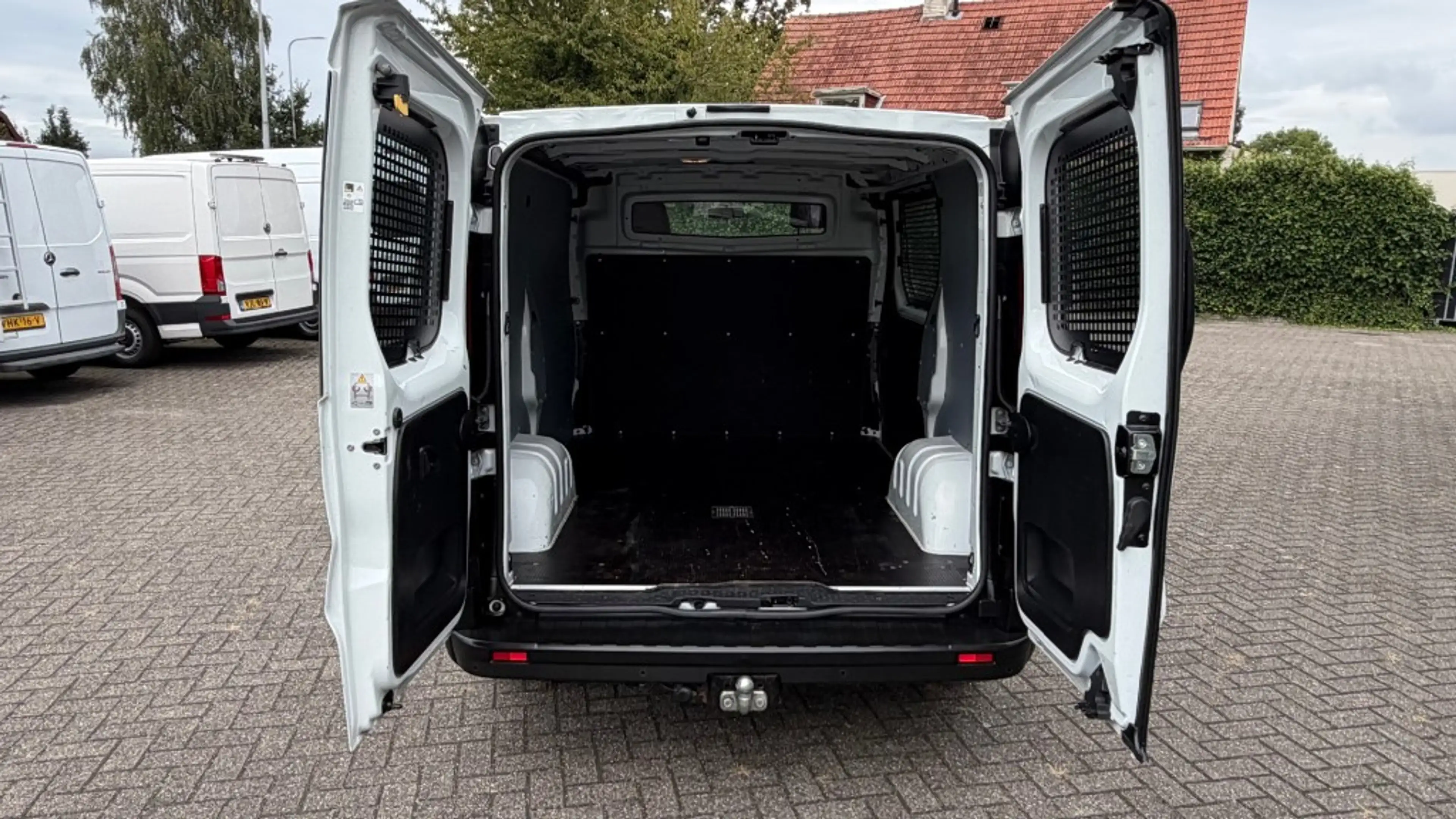 Renault Trafic 2.0 DCI 88KW 120PK EURO 6 NAVIGATIE/ AIRCO/ CRUISE — photo 11