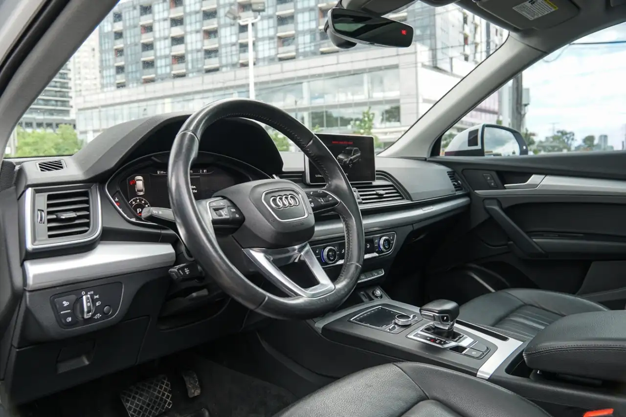 Audi Q5 снимка Audi Q5