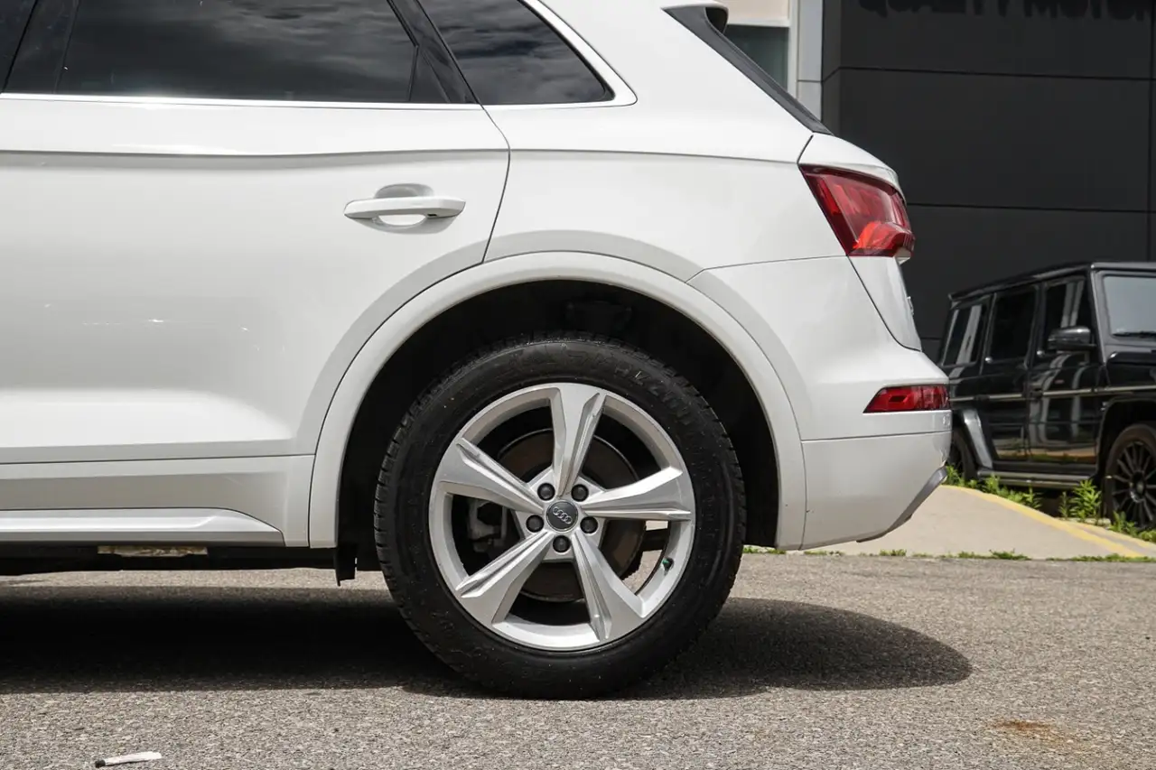 Audi Q5 снимка Audi Q5