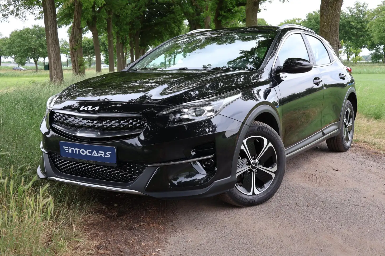 Kia XCeed 1.6 GDi PHEV DynamicLine 7 jaar garantie! Zwart - 1