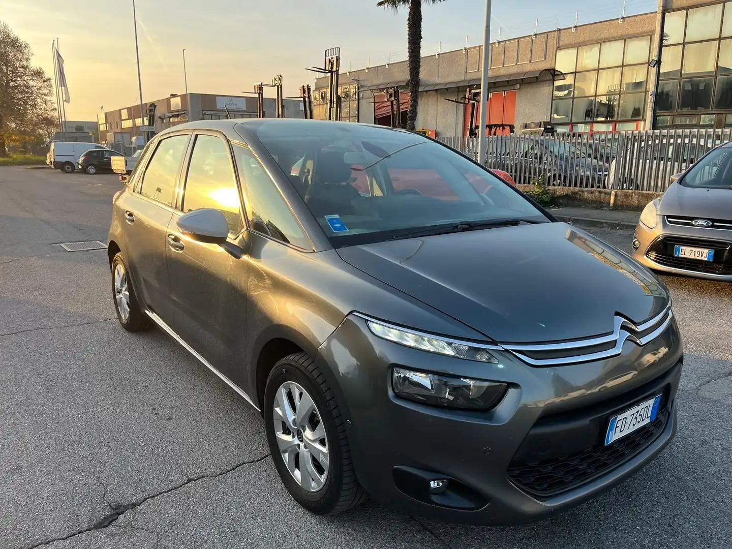 Citroen C4 Picasso BlueHDi 150 S&S EAT6 Exclusive Grigio - 2