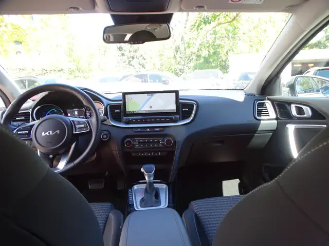 Kia Xceed view 10