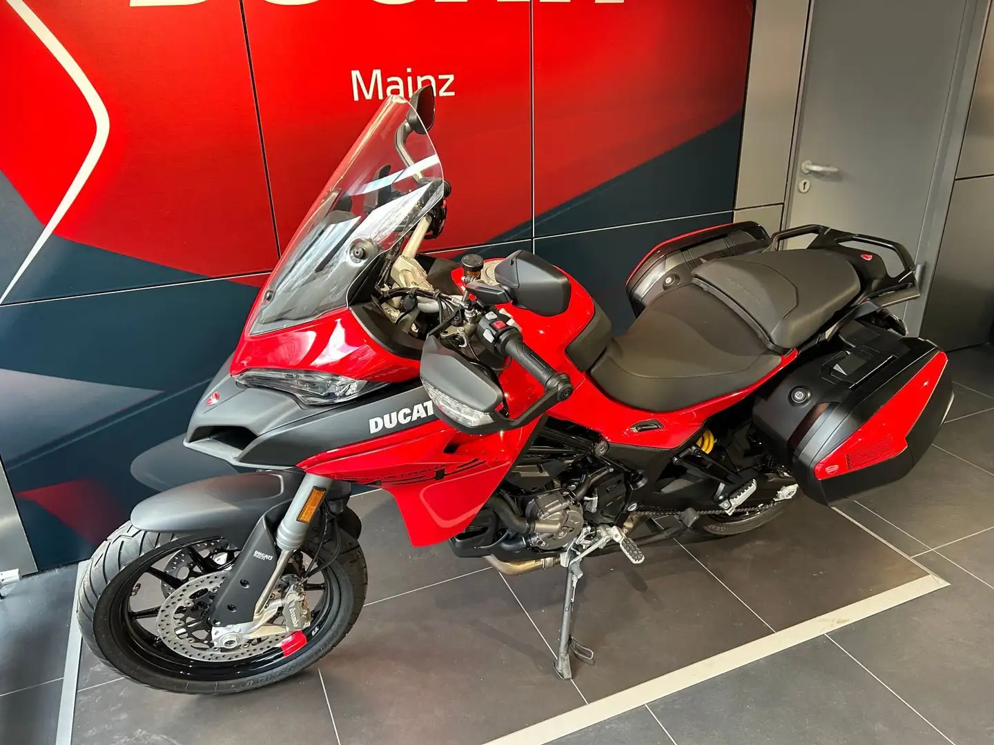 Ducati Multistrada V2 S Multistrada V2 S Touring Rojo - 1