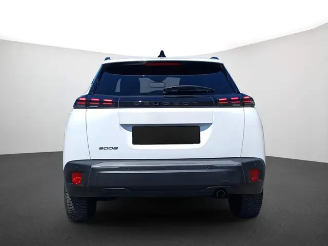 Peugeot 2008 view 3
