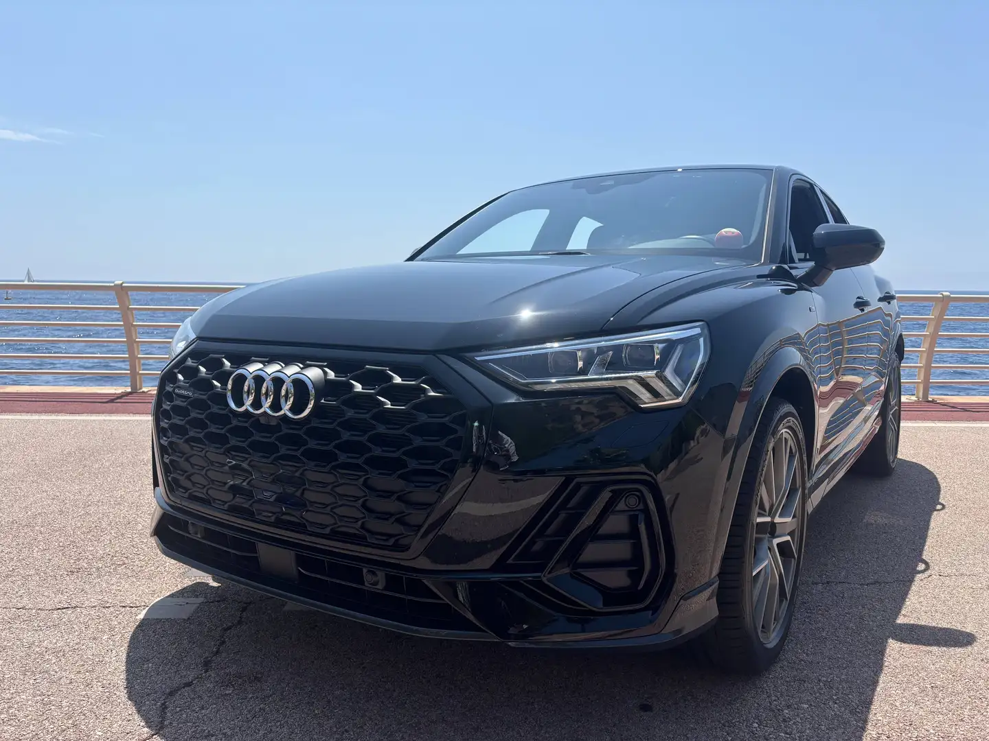 Audi Q3 45 TFSI 245ch S line quattro Noir - 2