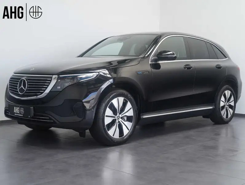 MERCEDES-BENZ Eqc