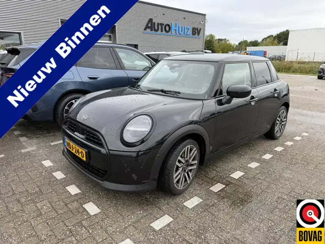 MINI Cooper C 5-Deurs 1.5 Classic XS Achteruitrijcamera Stuurver