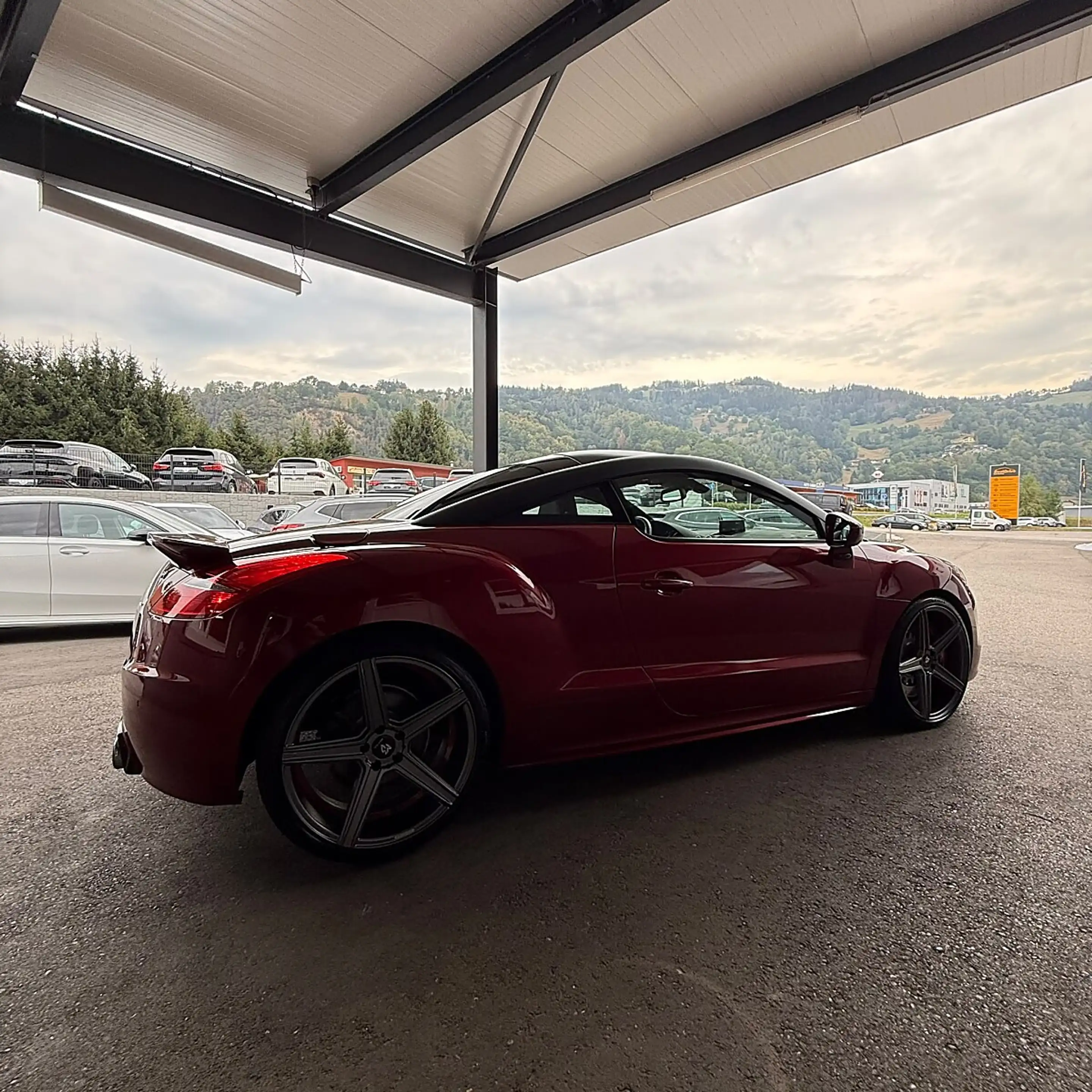 Peugeot RCZ R 1,6 THP 270 — photo 4