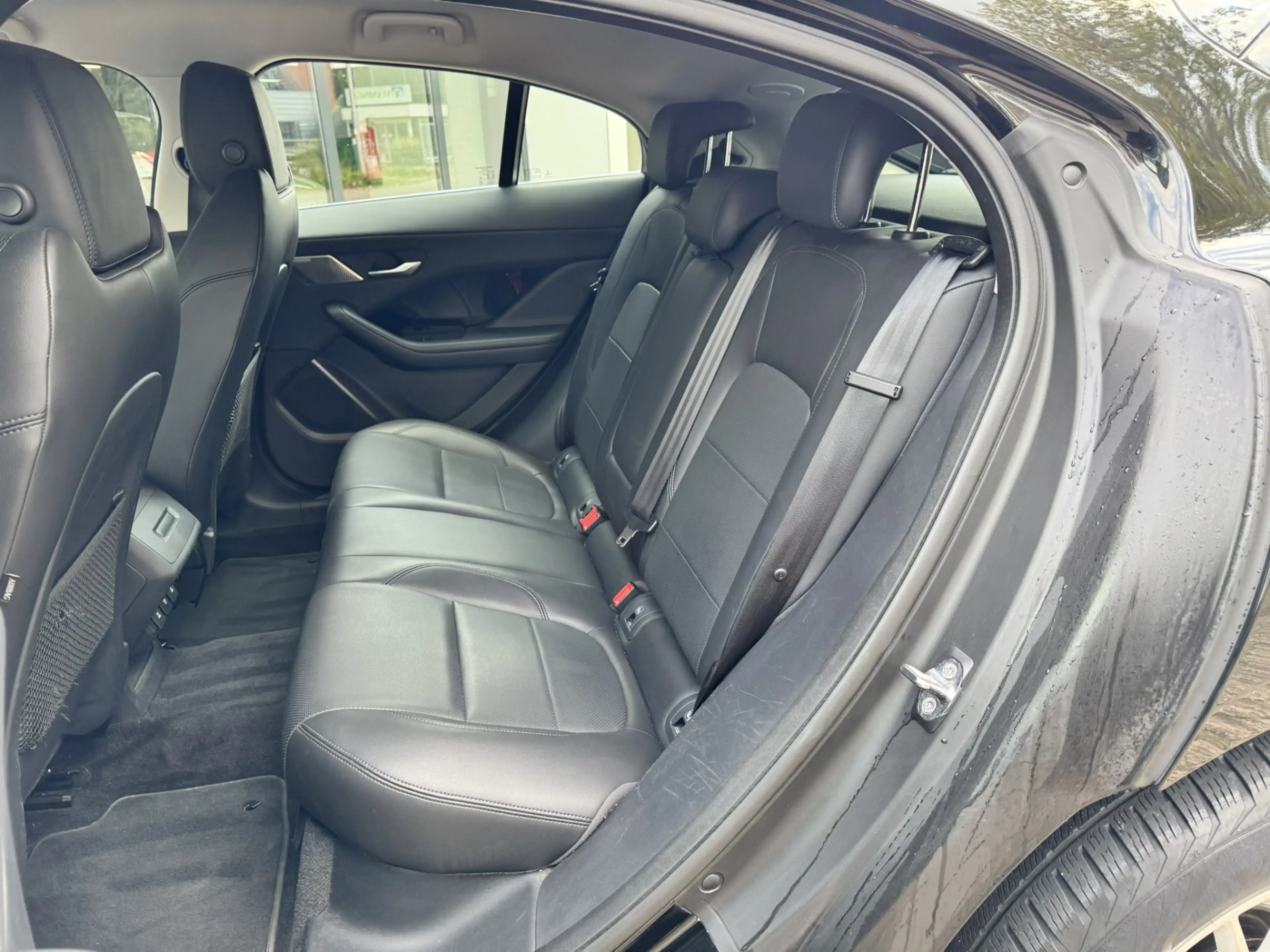 Jaguar I-Pace EV400 Business Edition S 90 kWh — photo 11