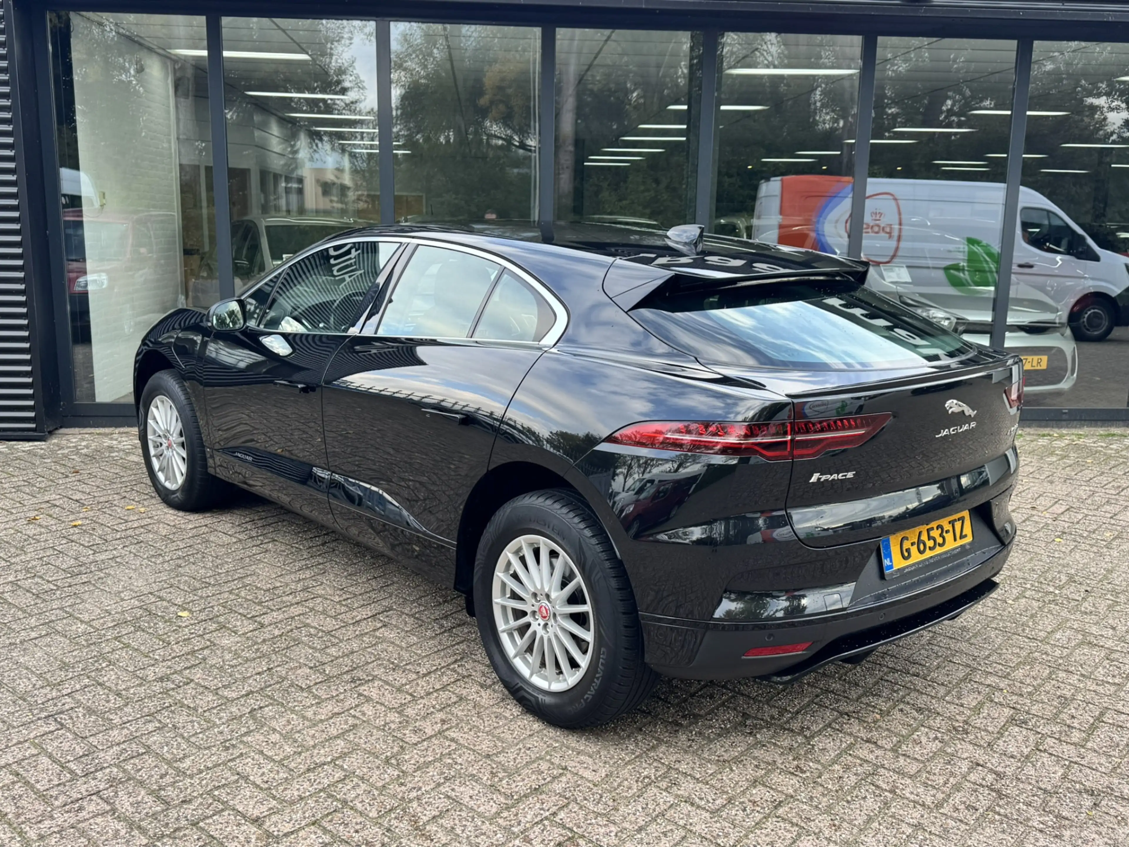 Jaguar I-Pace EV400 Business Edition S 90 kWh — photo 12