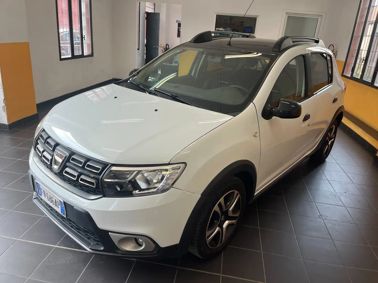 Dacia Sandero Sandero Stepway 0.9 tce Brave turbo Gpl s Bianco - 2