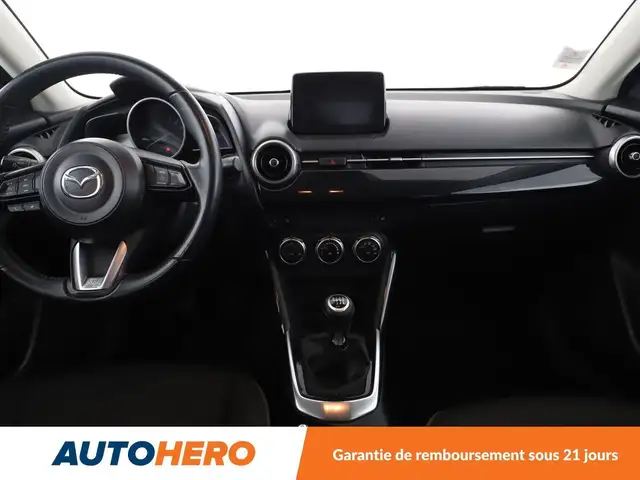 Mazda Mazda2 view 12