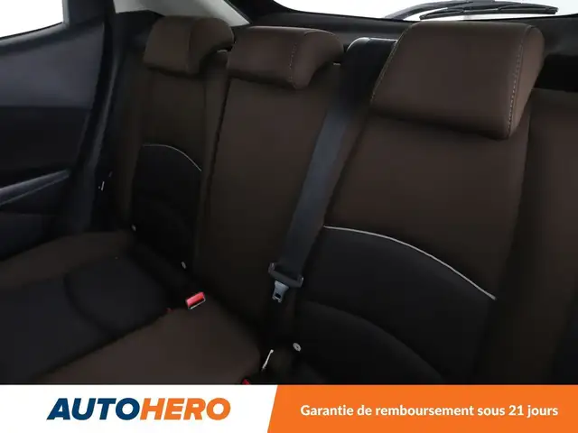 Mazda Mazda2 view 14