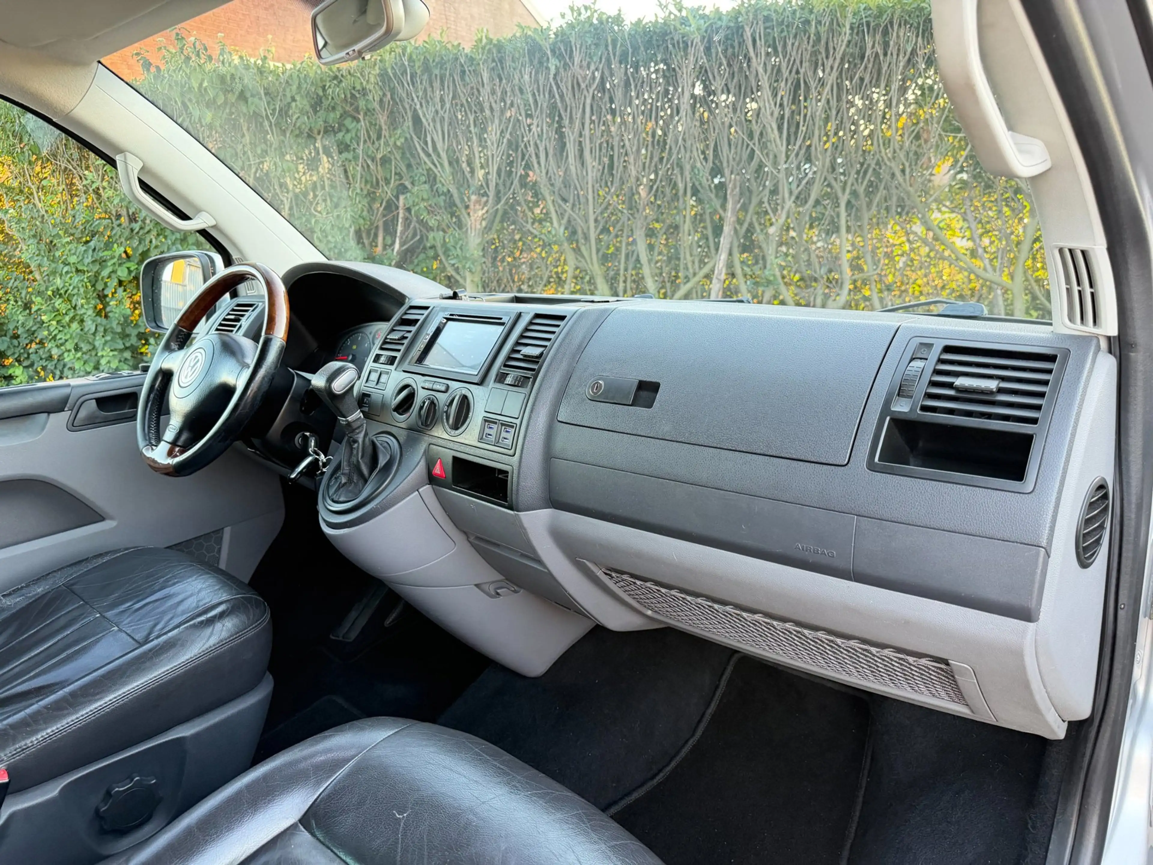 Volkswagen Transporter 2.5 TDI 174PK AUT. L2H1 DC MARGE — photo 11