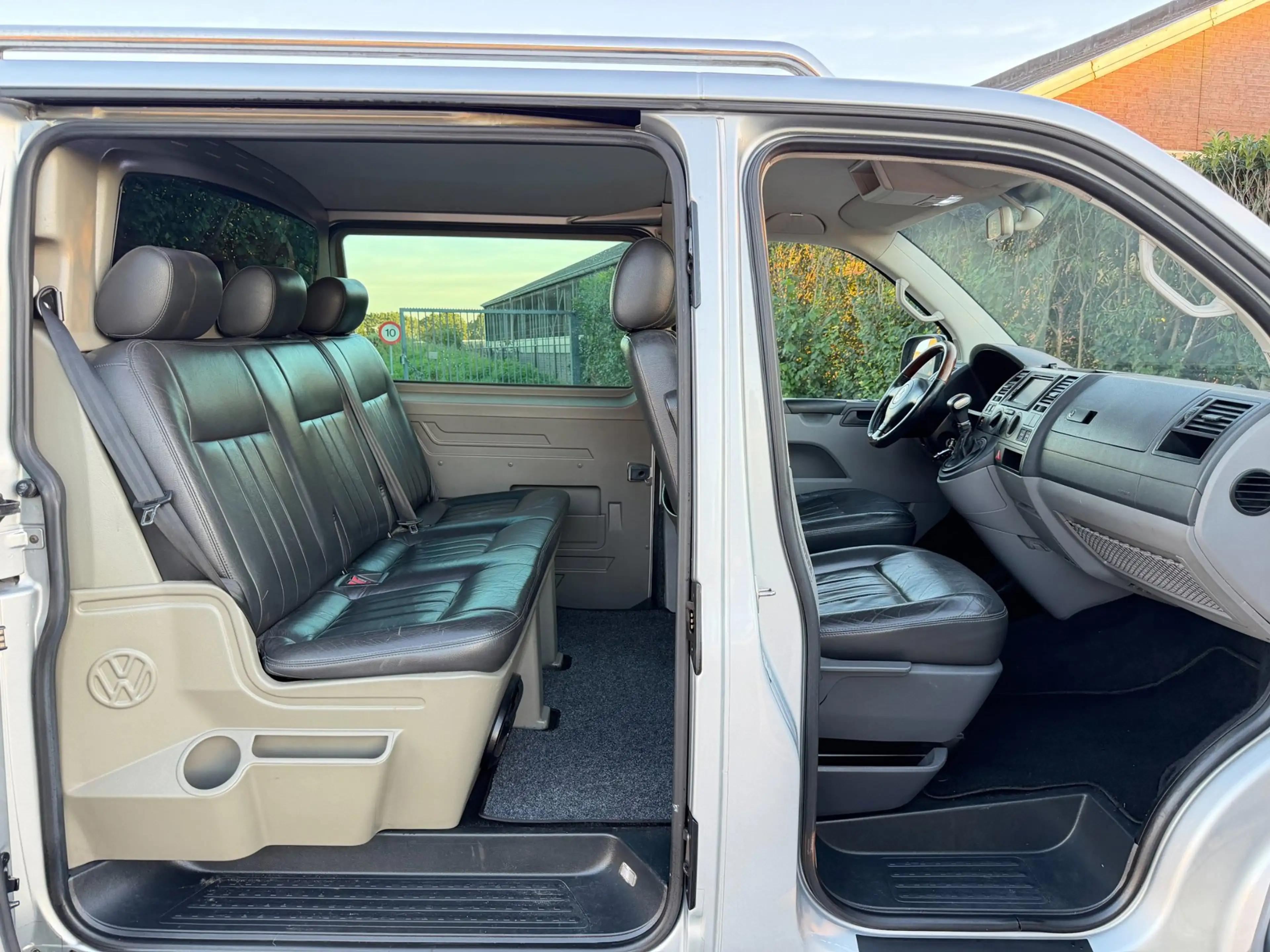 Volkswagen Transporter 2.5 TDI 174PK AUT. L2H1 DC MARGE — photo 7