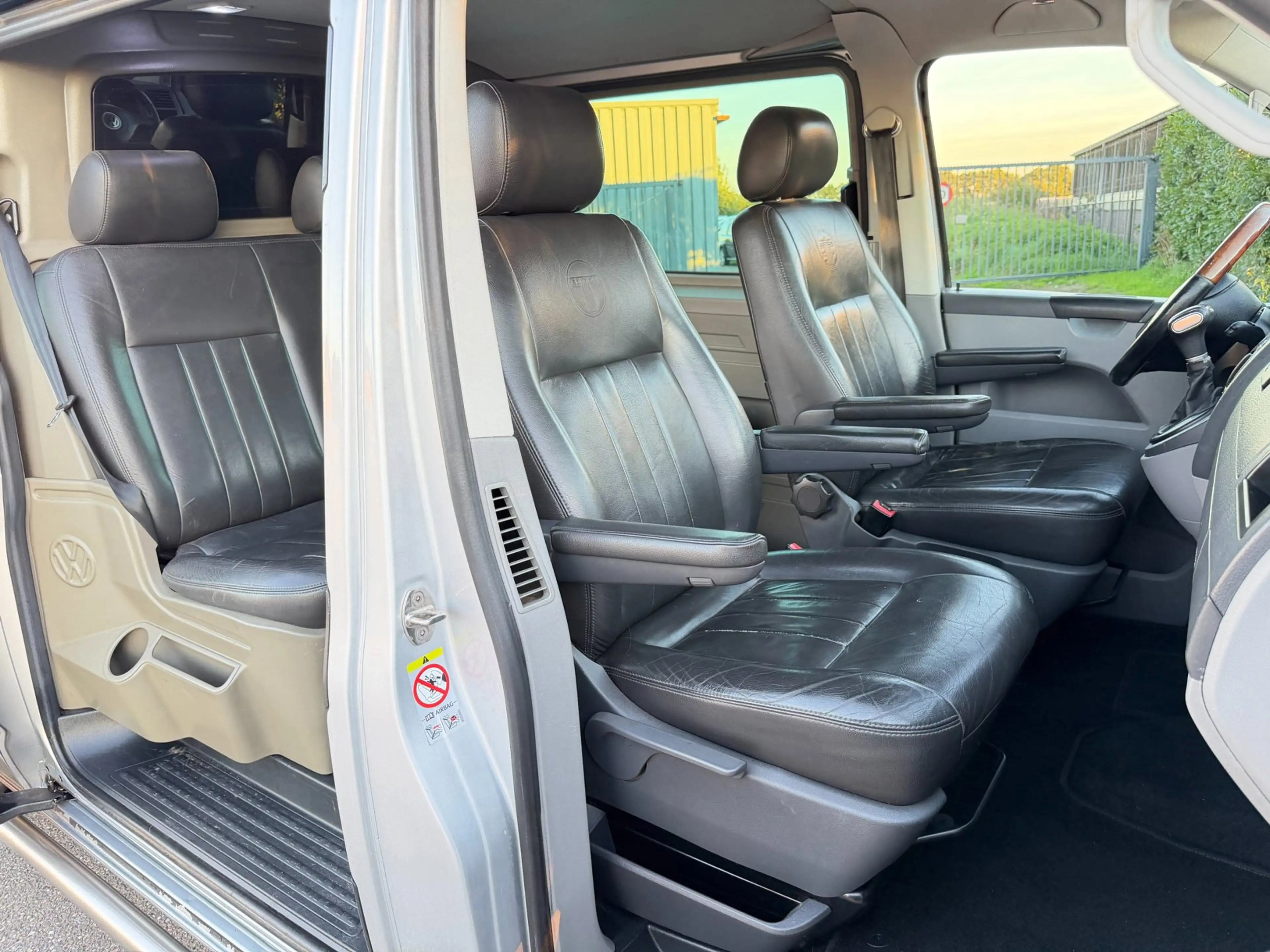 Volkswagen Transporter 2.5 TDI 174PK AUT. L2H1 DC MARGE — photo 10