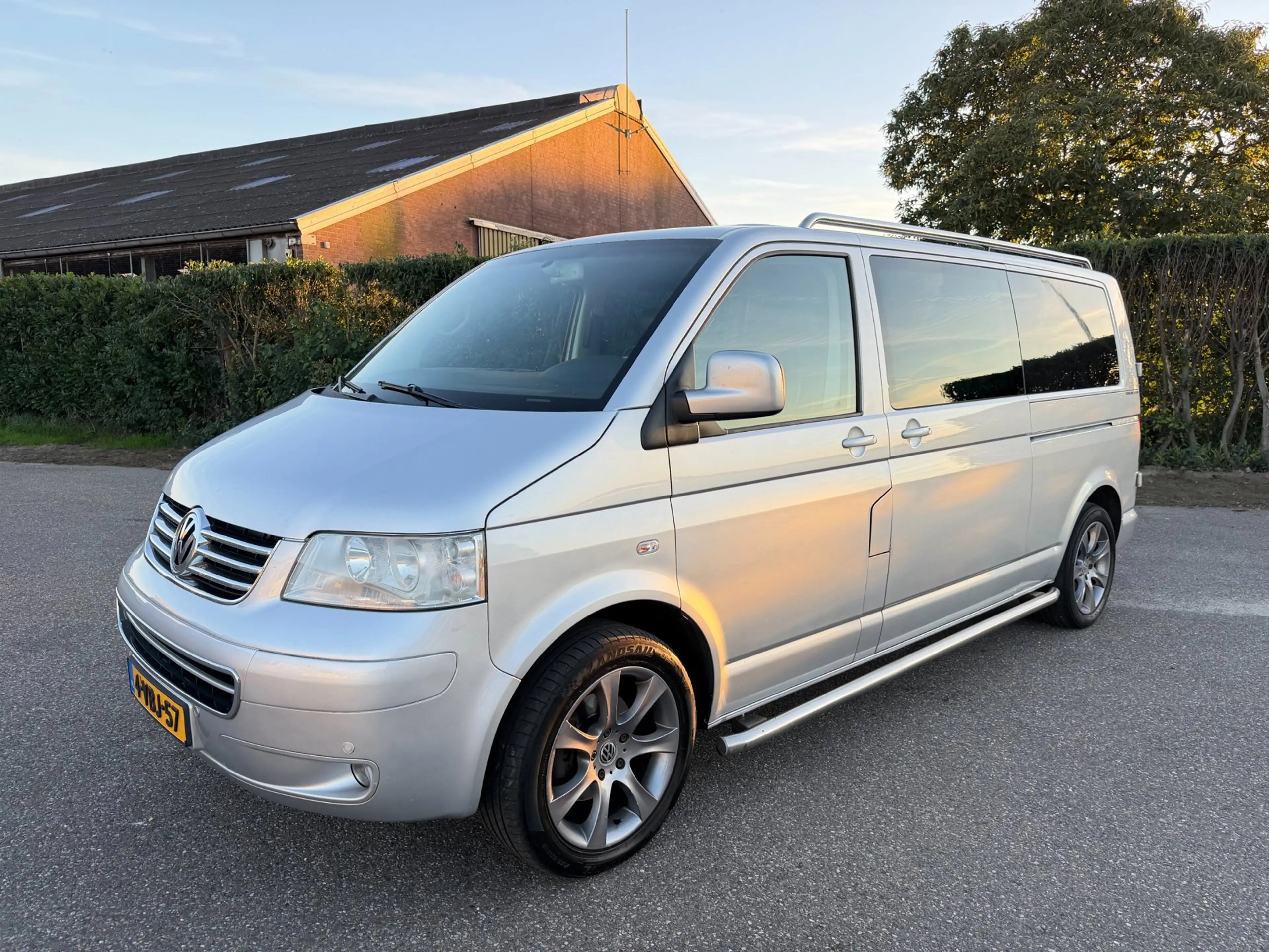 Volkswagen Transporter 2.5 TDI 174PK AUT. L2H1 DC MARGE — photo 2