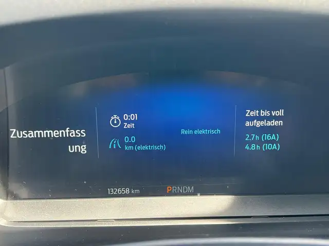Ford Explorer view 23