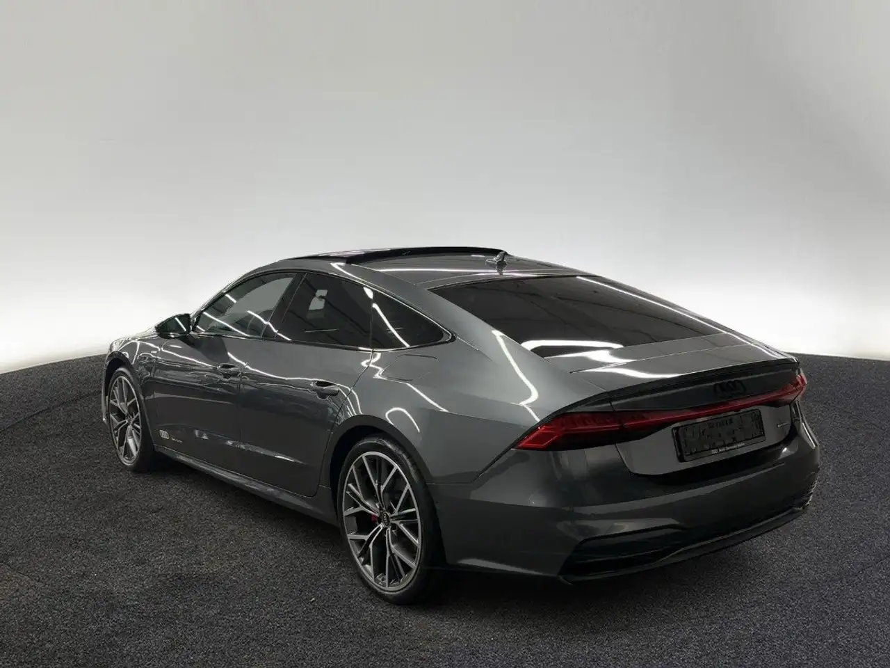 Audi A7 55 TFSI e quattro S tronic 4