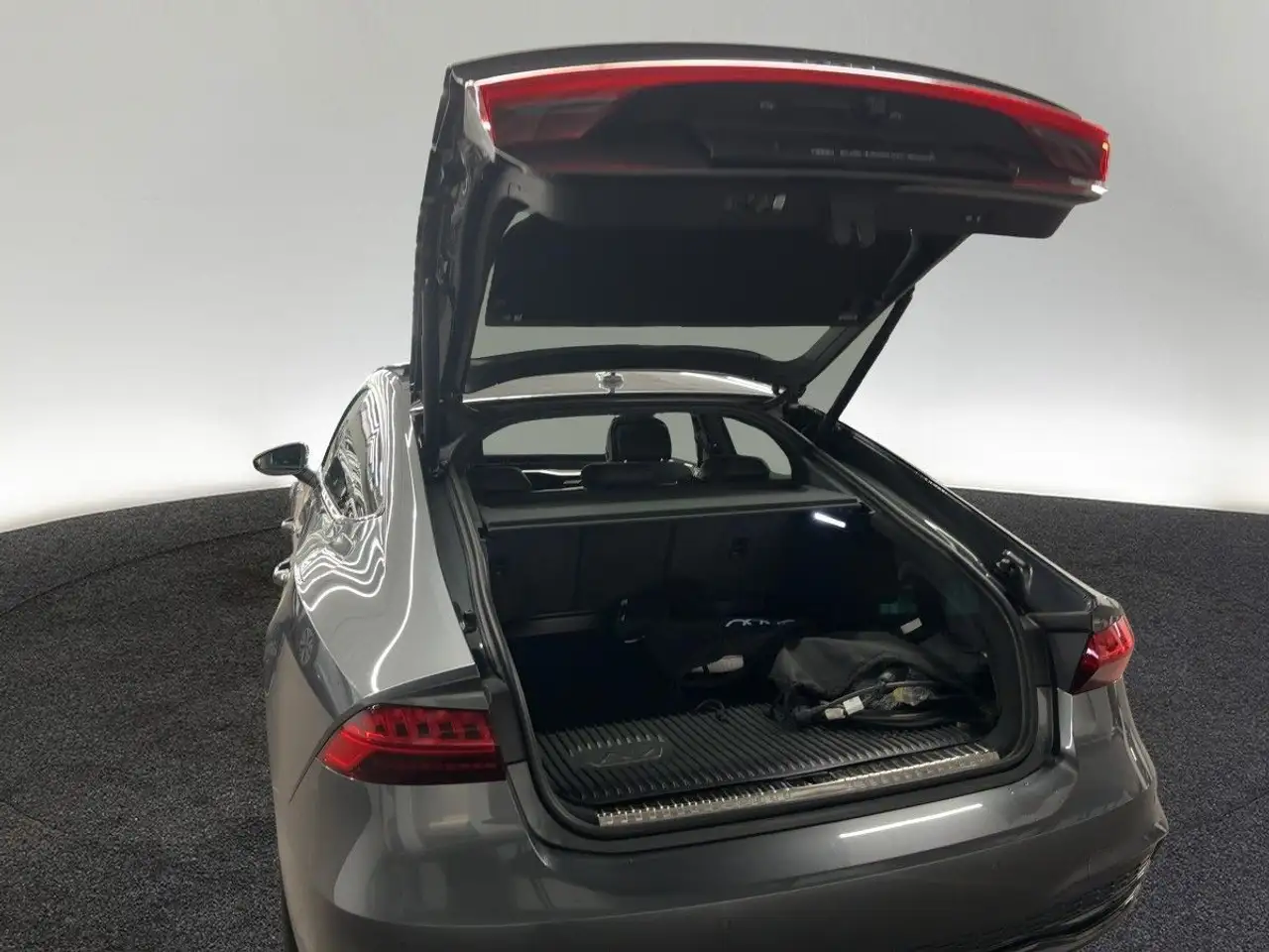 Audi A7 55 TFSI e quattro S tronic 9