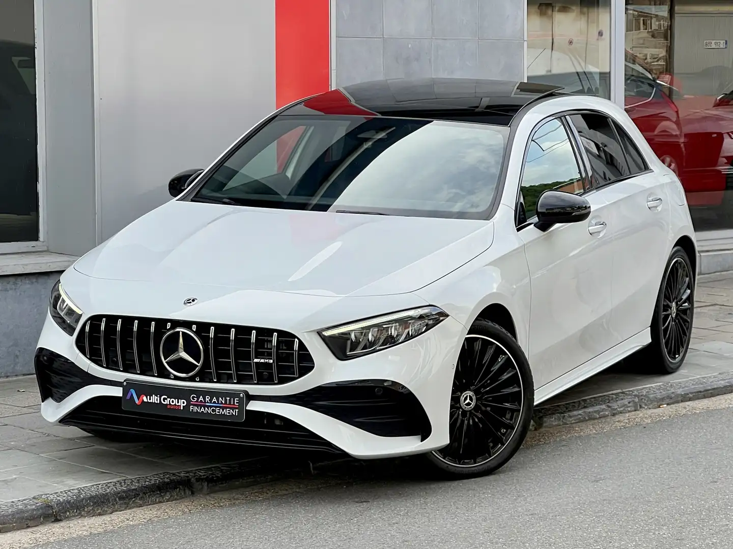 Mercedes-Benz A 250 e Pack ///AMG *GARANTIE 1ans*Full/ToitOuvrant Wit - 1