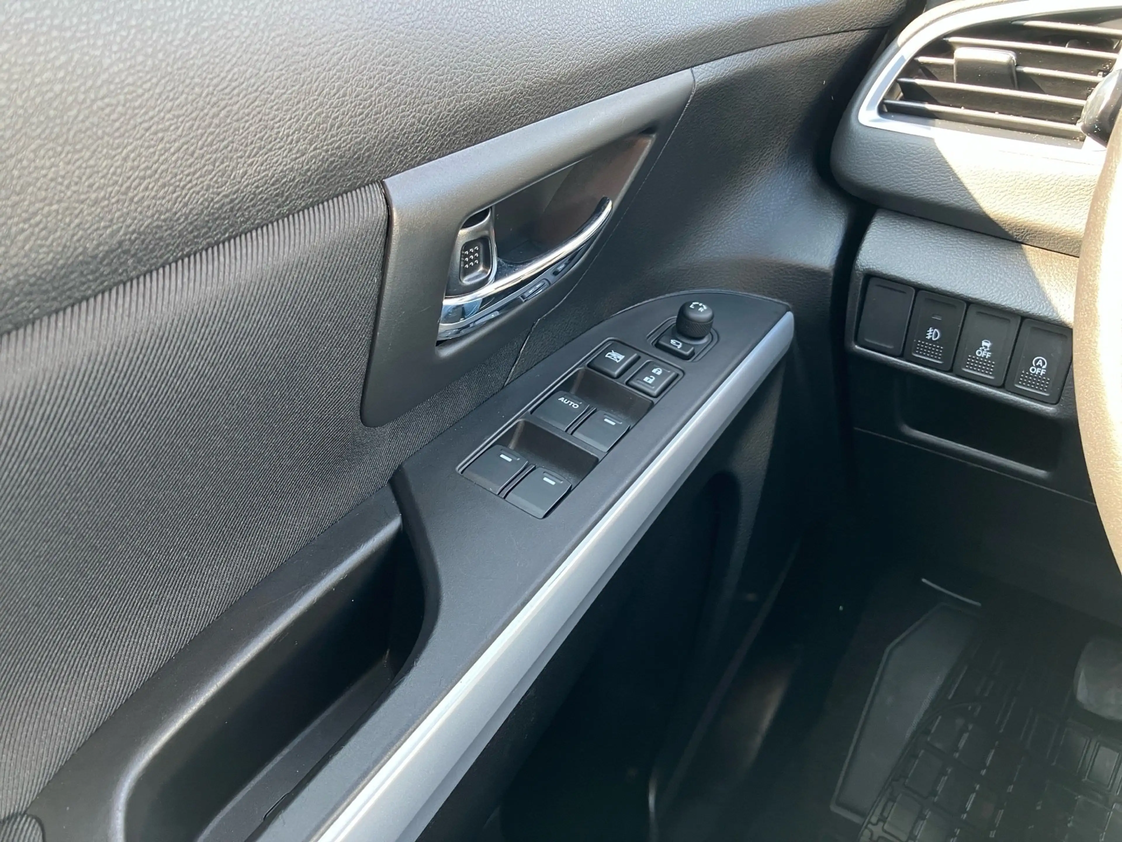 Suzuki SX4 S-Cross Comfort 4x2 1.0 BOOSTERJET 111PS.LED.CLIMA.17 ALU. — photo 15