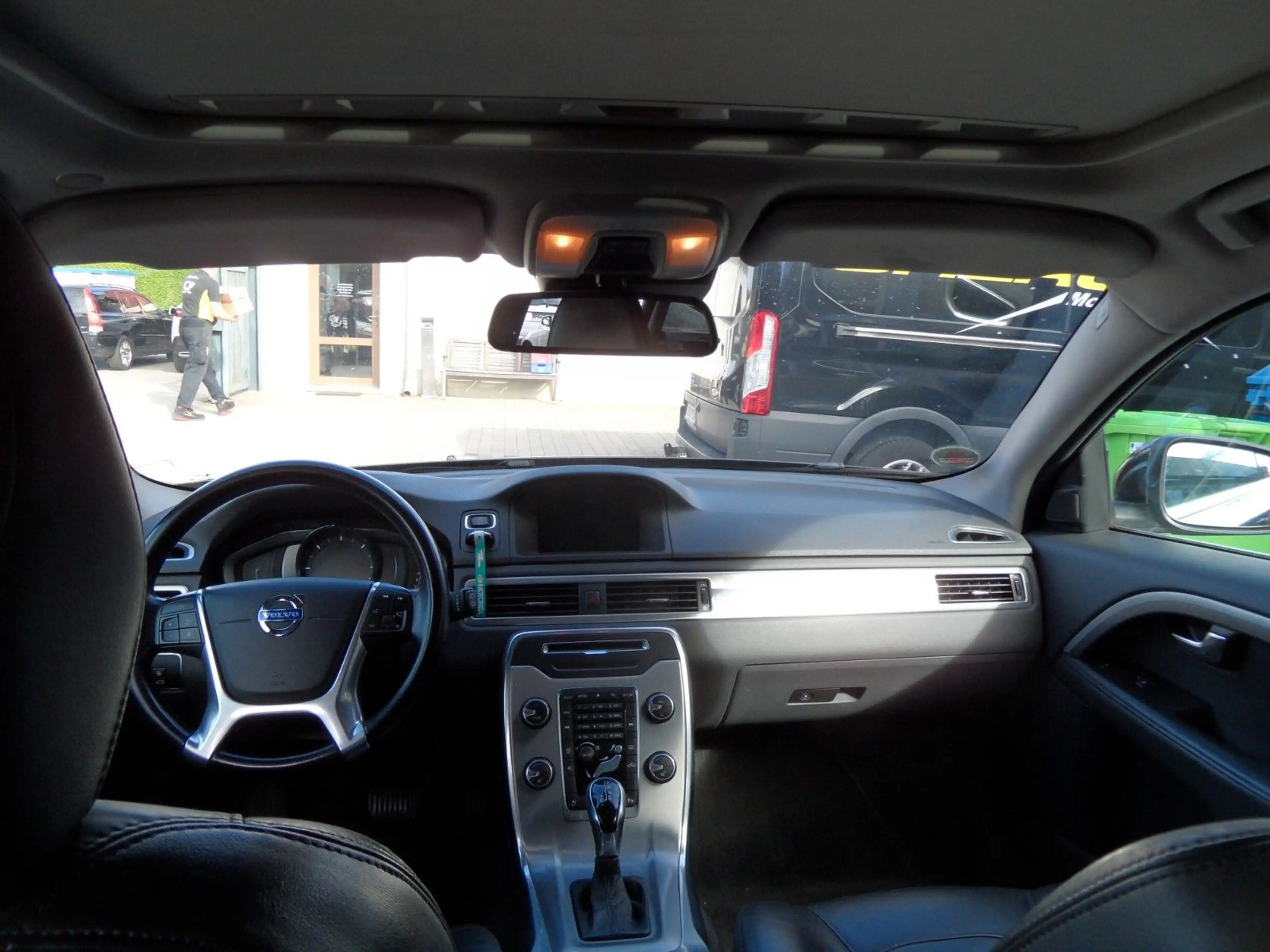 Volvo V70 Kombi Summum — photo 11