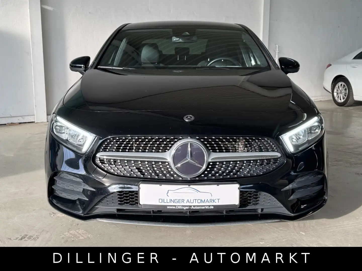 Mercedes-Benz A 180 d AMG Line 7G LED NAVI KAMERA Shz Tempomat Noir - 2