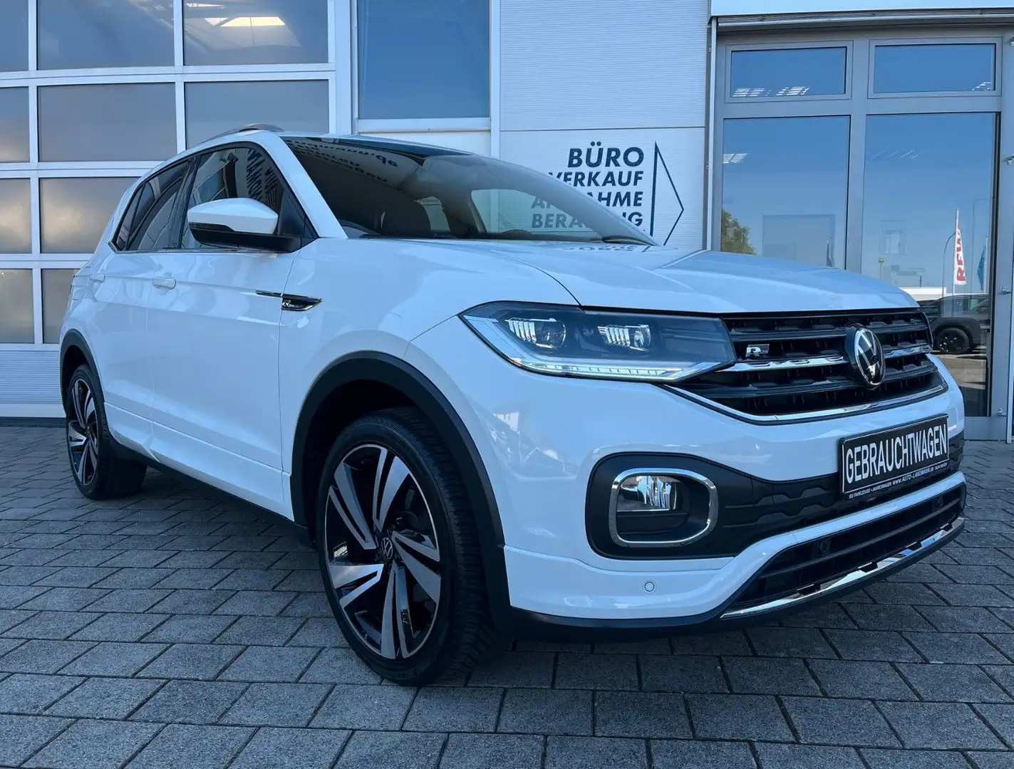 Volkswagen T-Cross 1.5 TSI DSG 2xR-Line KAM LED GAR 12/27 Wit - 2